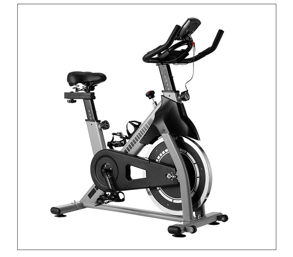 ホームジムのエクササイズバイク