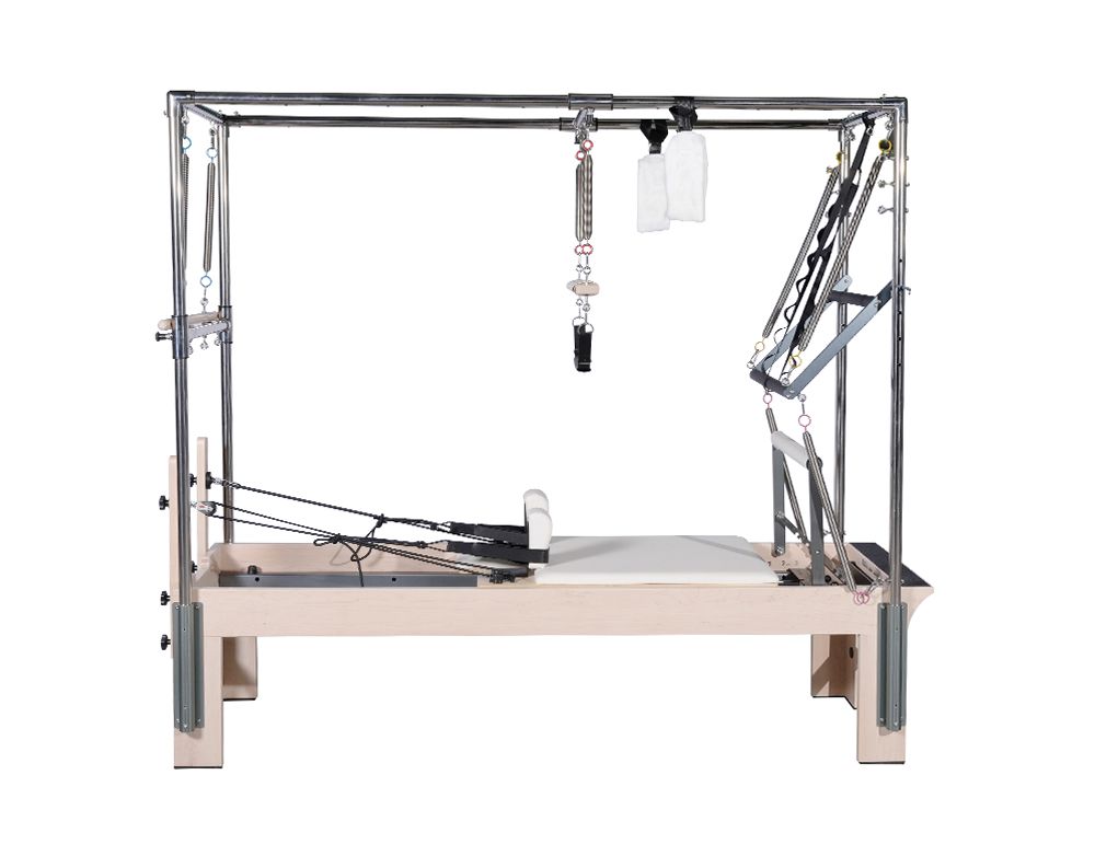 ピラティススタジオメープルウッドピラティスキャデラックリフォーマー